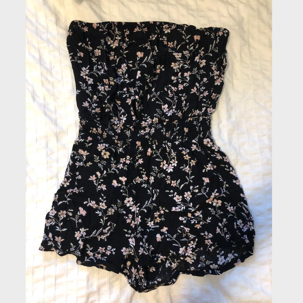 Forever 21 Floral Strapless Romper Size S